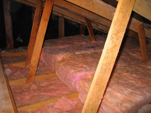 toxic fiberglass insulation