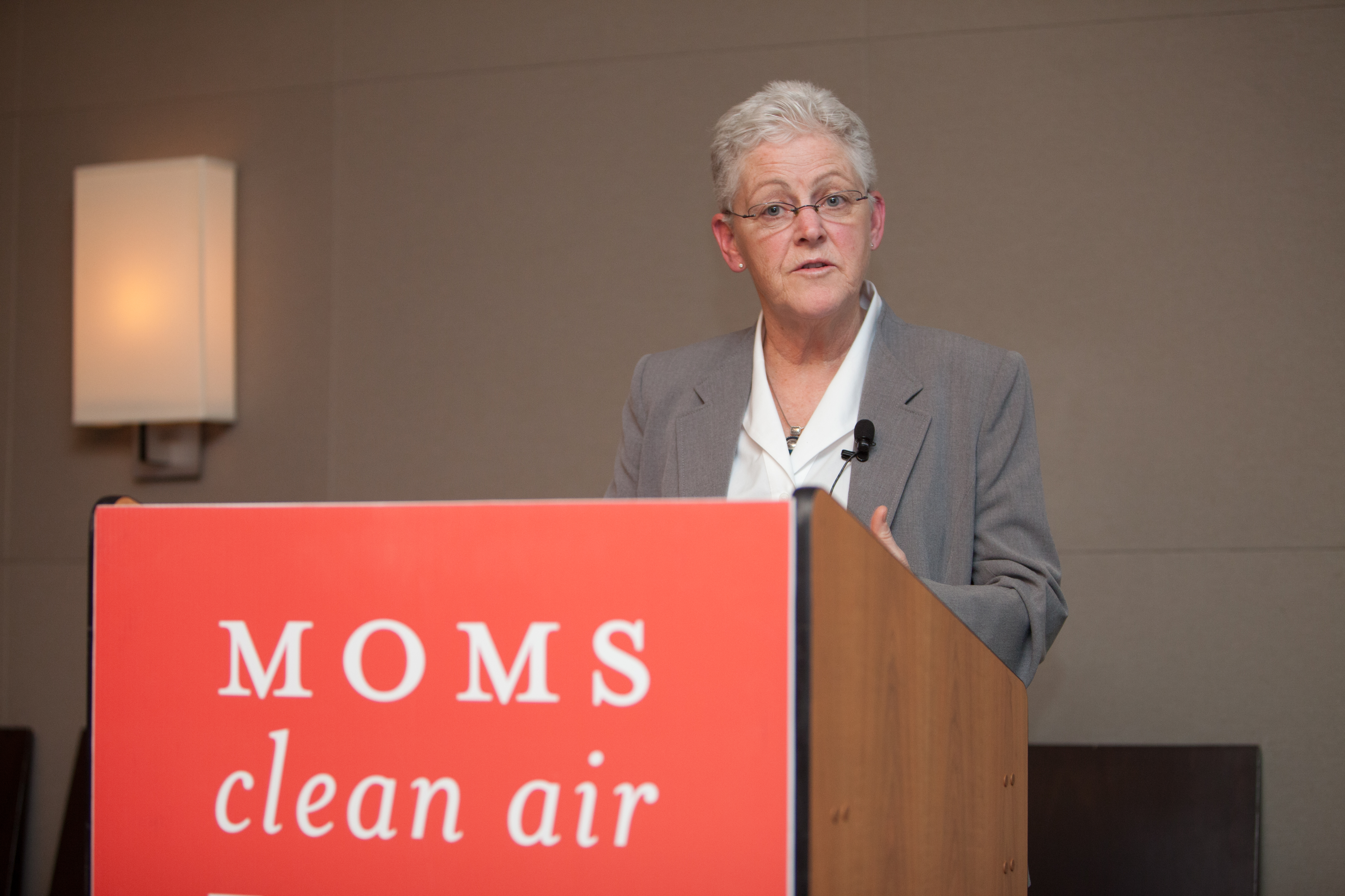 In celebration of Women's History Month, Moms Clean Air Force in conjunction with the National Wildlife Federation organized a reception in Washington, DC honoring one woman who stands out as a continual source of inspiration when it comes to protecting public health and the environment: Gina McCarthy, Administrator for the Environmental Protection Agency (EPA). Groovy Green Livin