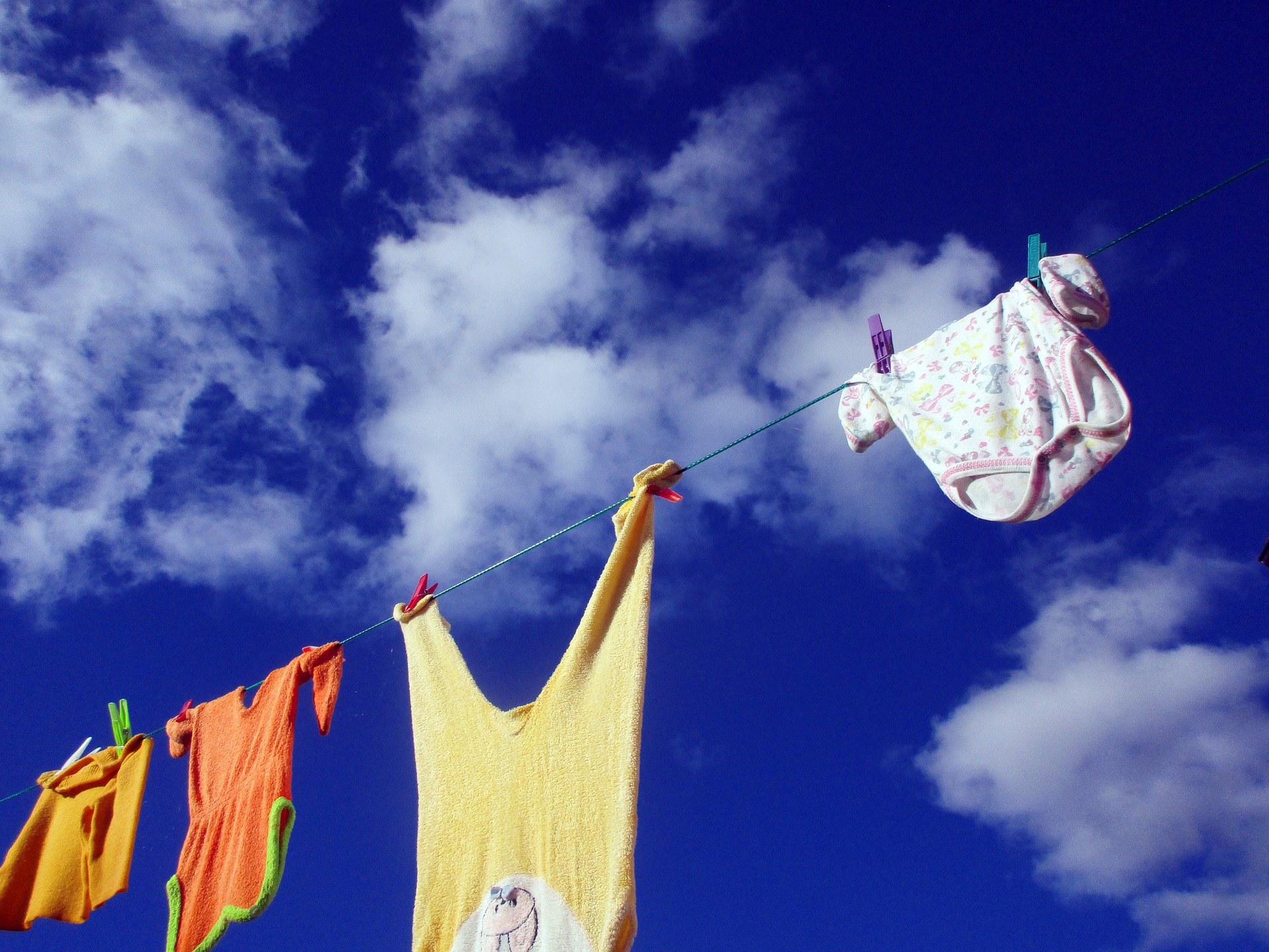 Here’s Why You Should Stop Using Dryer Sheets